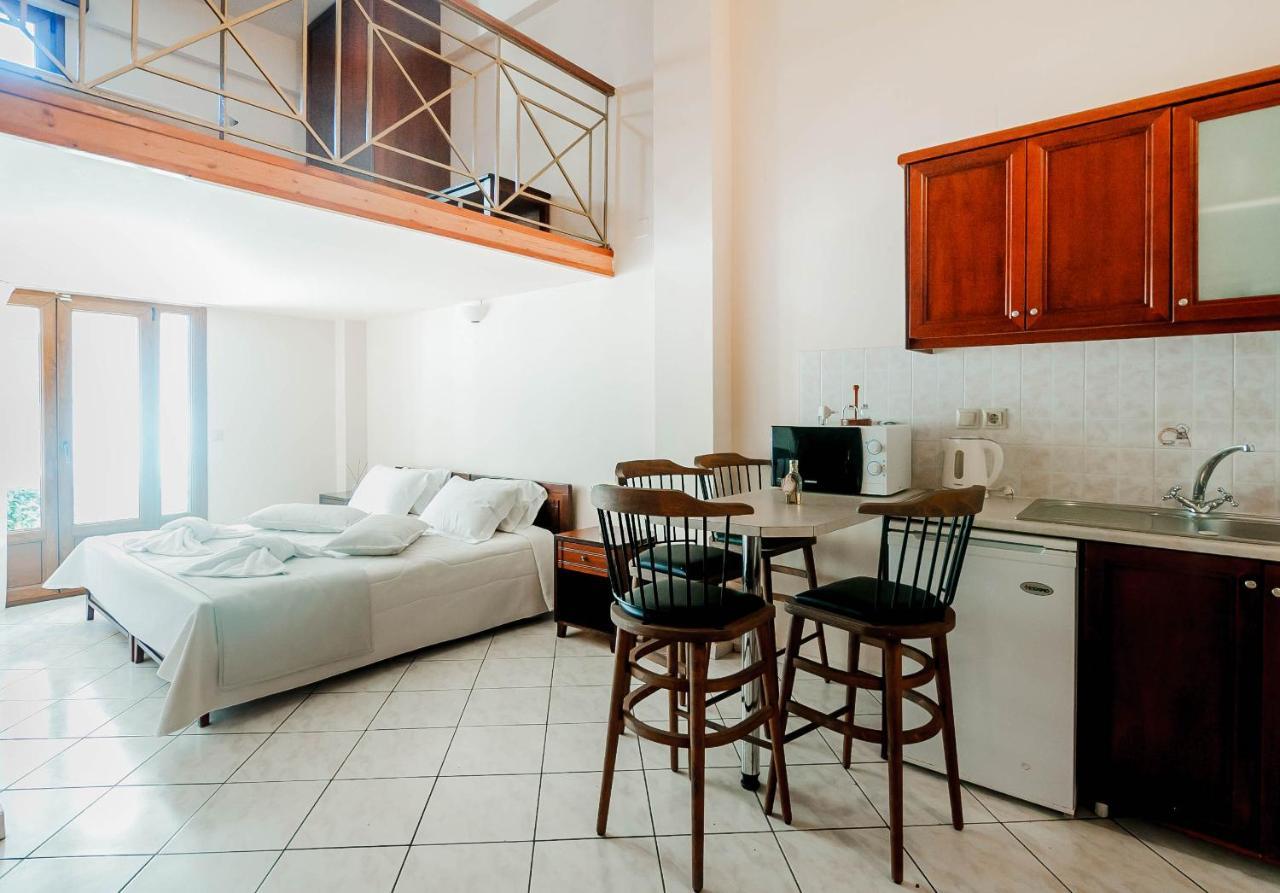 Zorbas Apartments Парга Екстер'єр фото