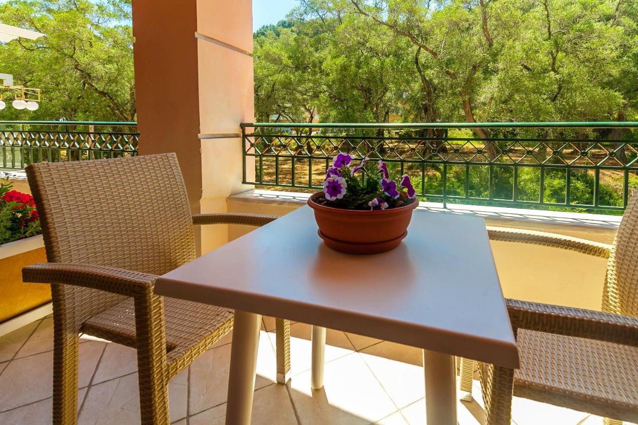 Zorbas Apartments Парга Екстер'єр фото